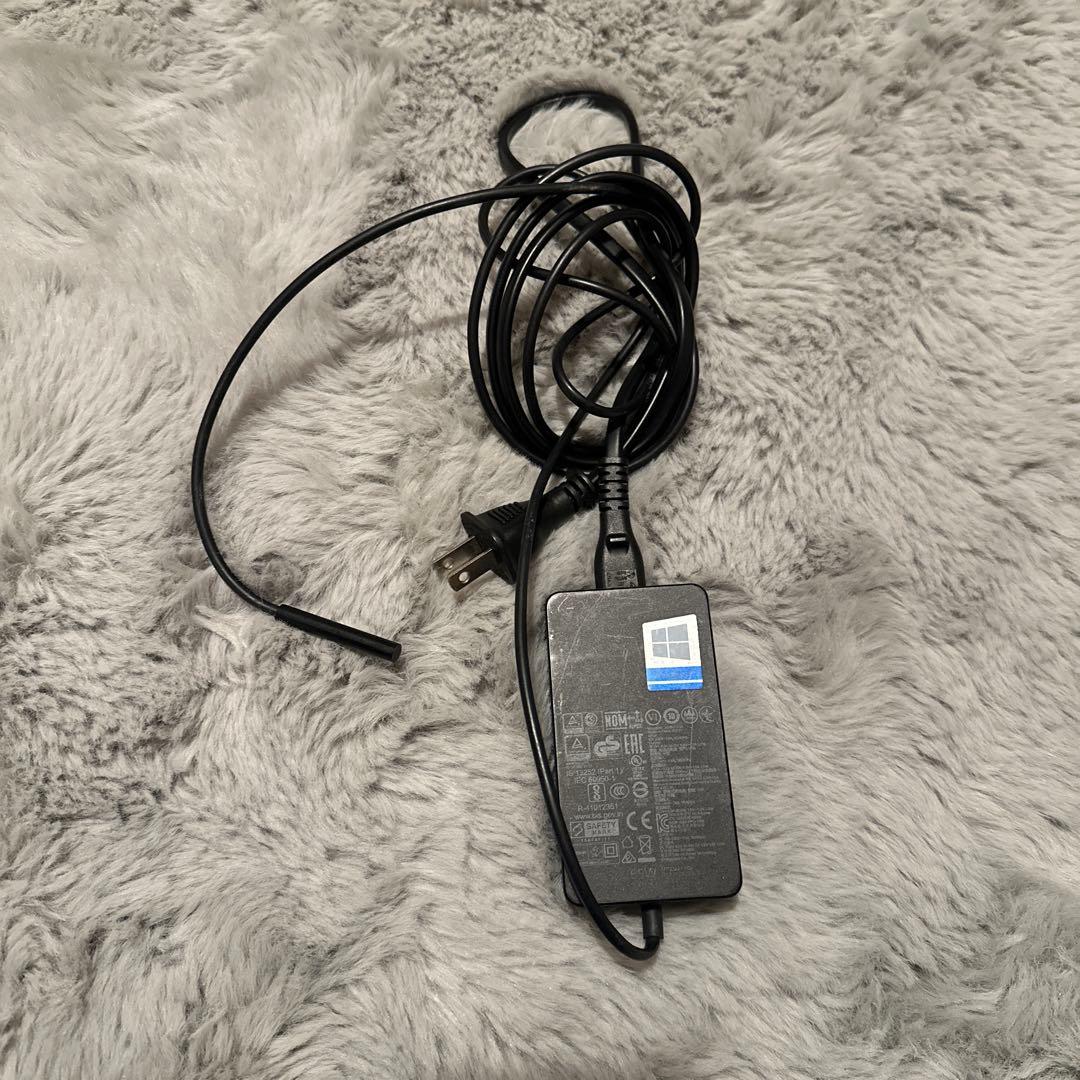 surface pro7(128gb)本体 充電器付き