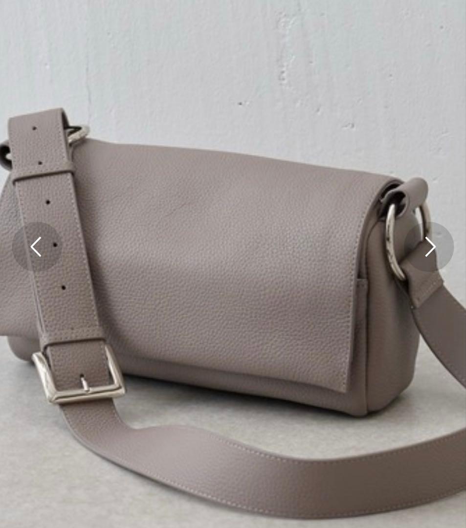 ビアズリー beardsley ボディーバッグ　トープ