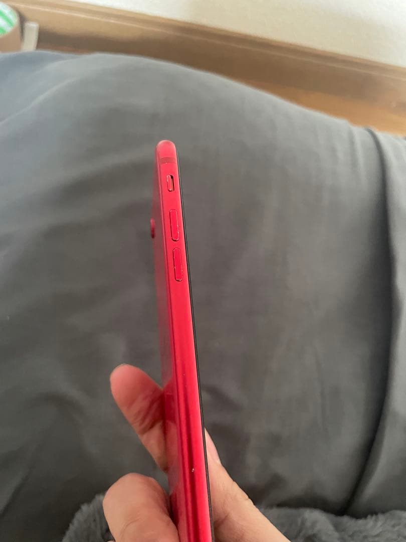 Apple iPhone SE (第2世代) 赤 64Ｇ