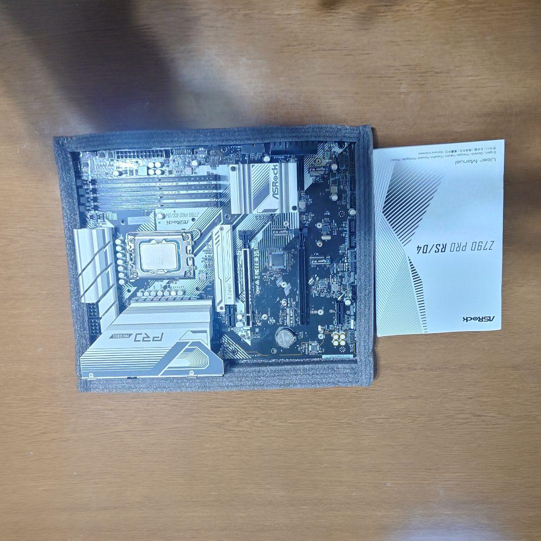 Z790 Pro RS/D4　と　i5-13400F