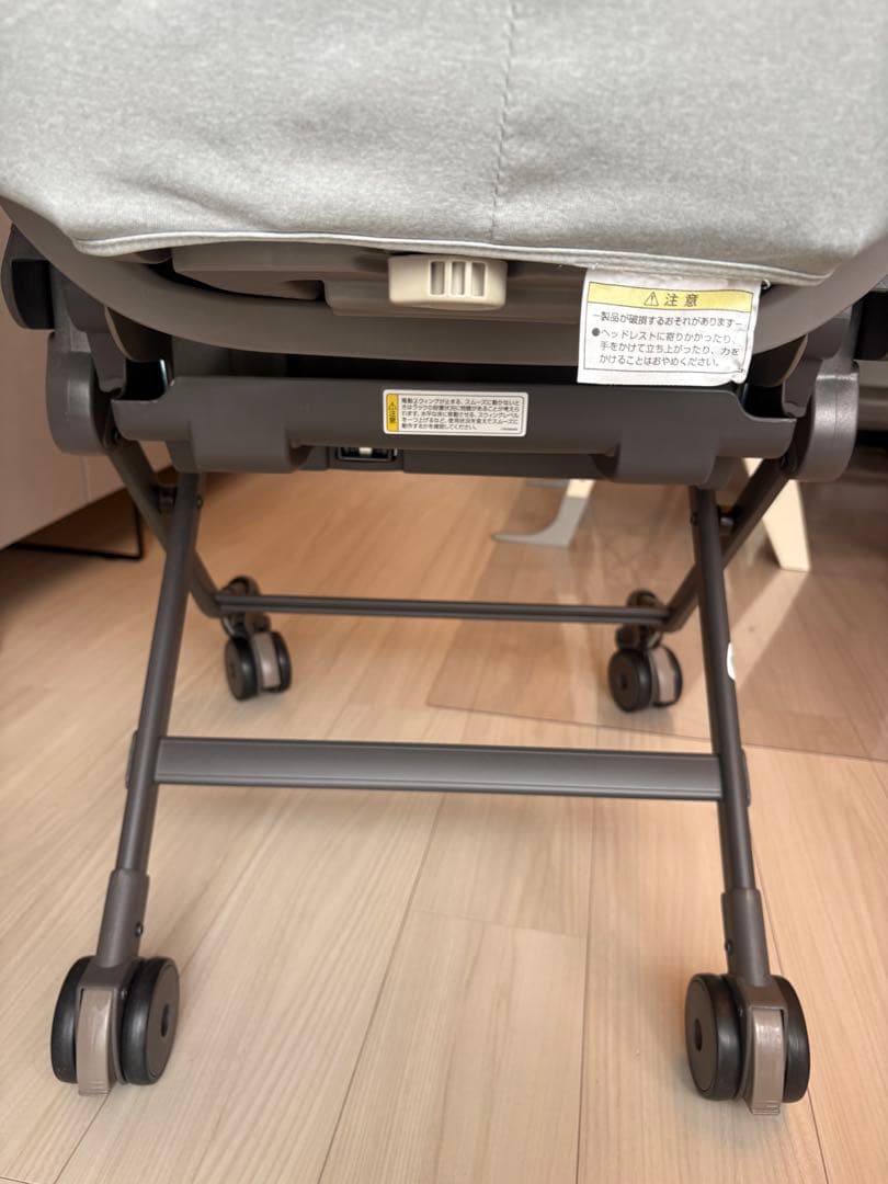 大幅値下げ【美品】Combi コンビ ネムリラ オートスイング グレー