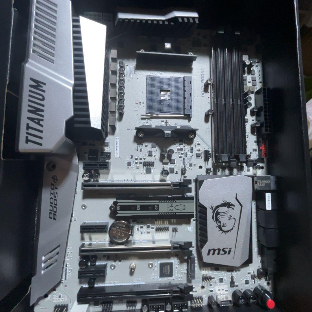 MSI X370 XPOWER GAMING TITANIUM マザーボード