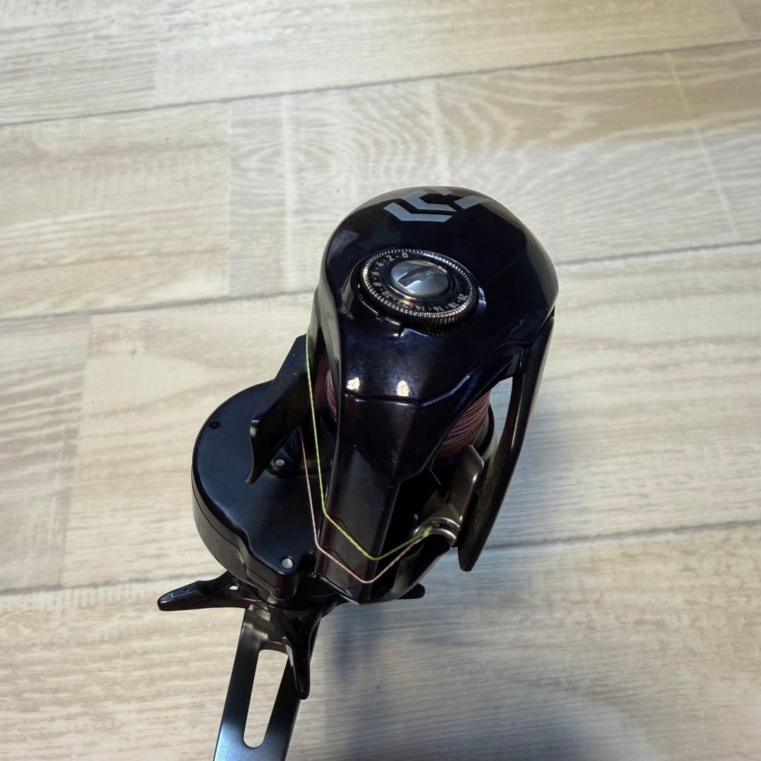 ゆ*ゆ様 ダイワ 23ソルティスト TW150XHL PESP(左)