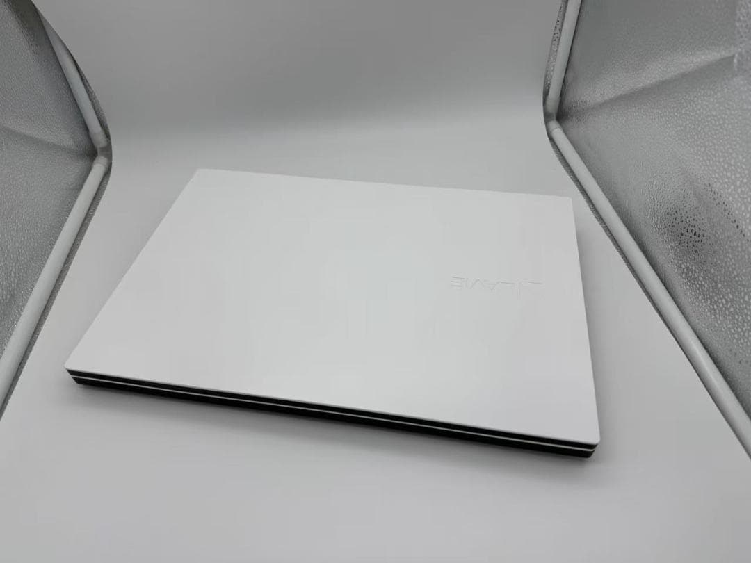 美品 NEC 第八世代 i7 16GB 新品SSD+HDD Office付き