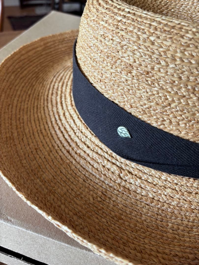 Helen Kaminski 麦わら帽子 ベージュ ブラックリボン