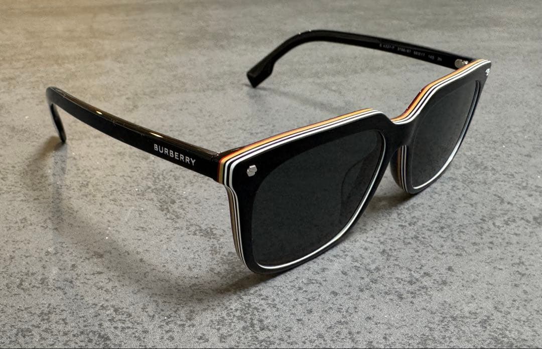 【1/23まで値下げ】バーバリー サングラス ブラック