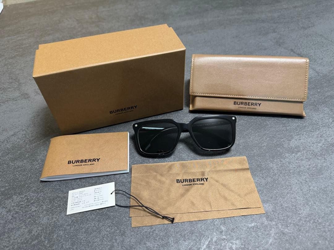 【1/23まで値下げ】バーバリー サングラス ブラック