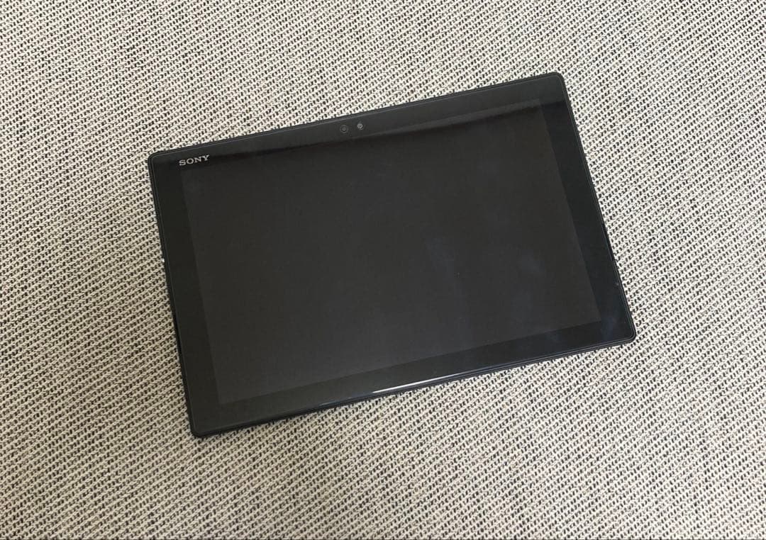 ソニー　SONY Xperia Z4 Tablet SOT31 au タブレット