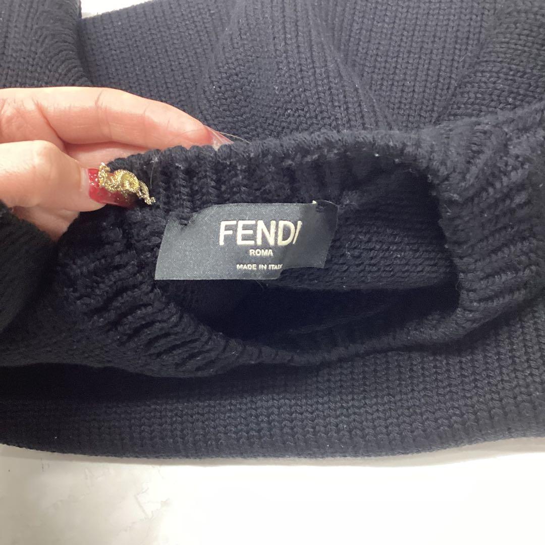 FENDI フェンディ ブラックウールセーター