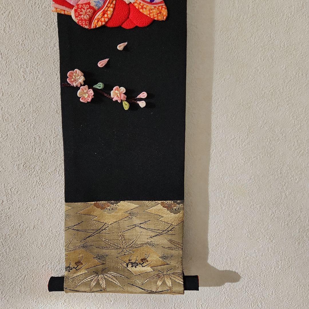古布　江戸縮緬　押絵　ハンドメイド　タペストリー　つまみ桜と座り雛