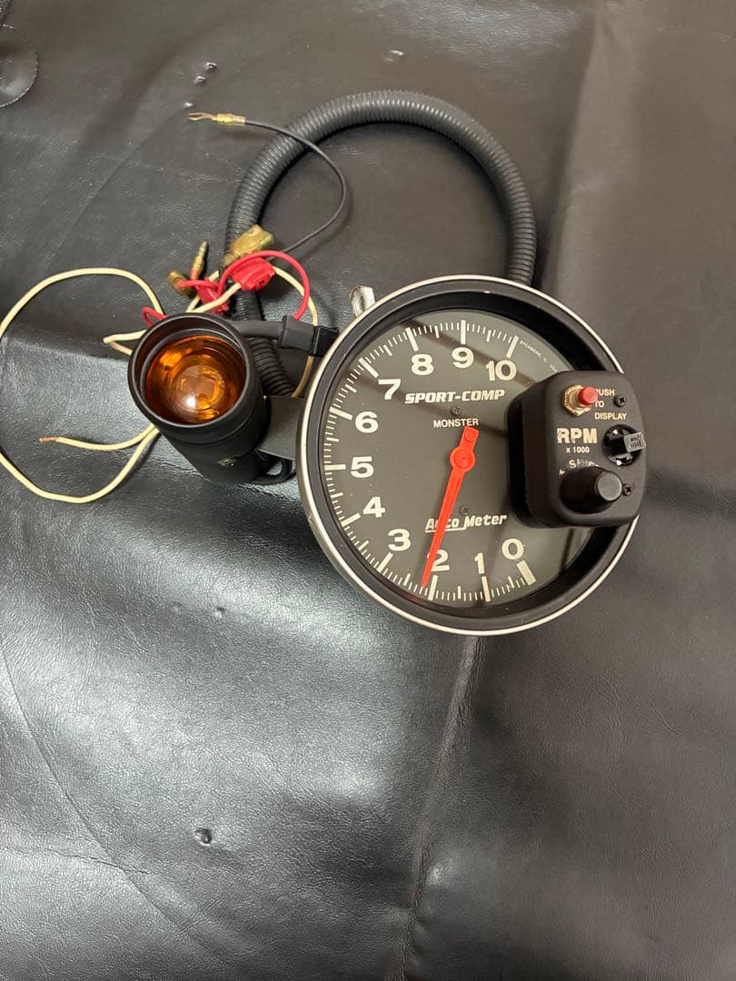 オートメーター　モンスター　AutoMeter タコメーター