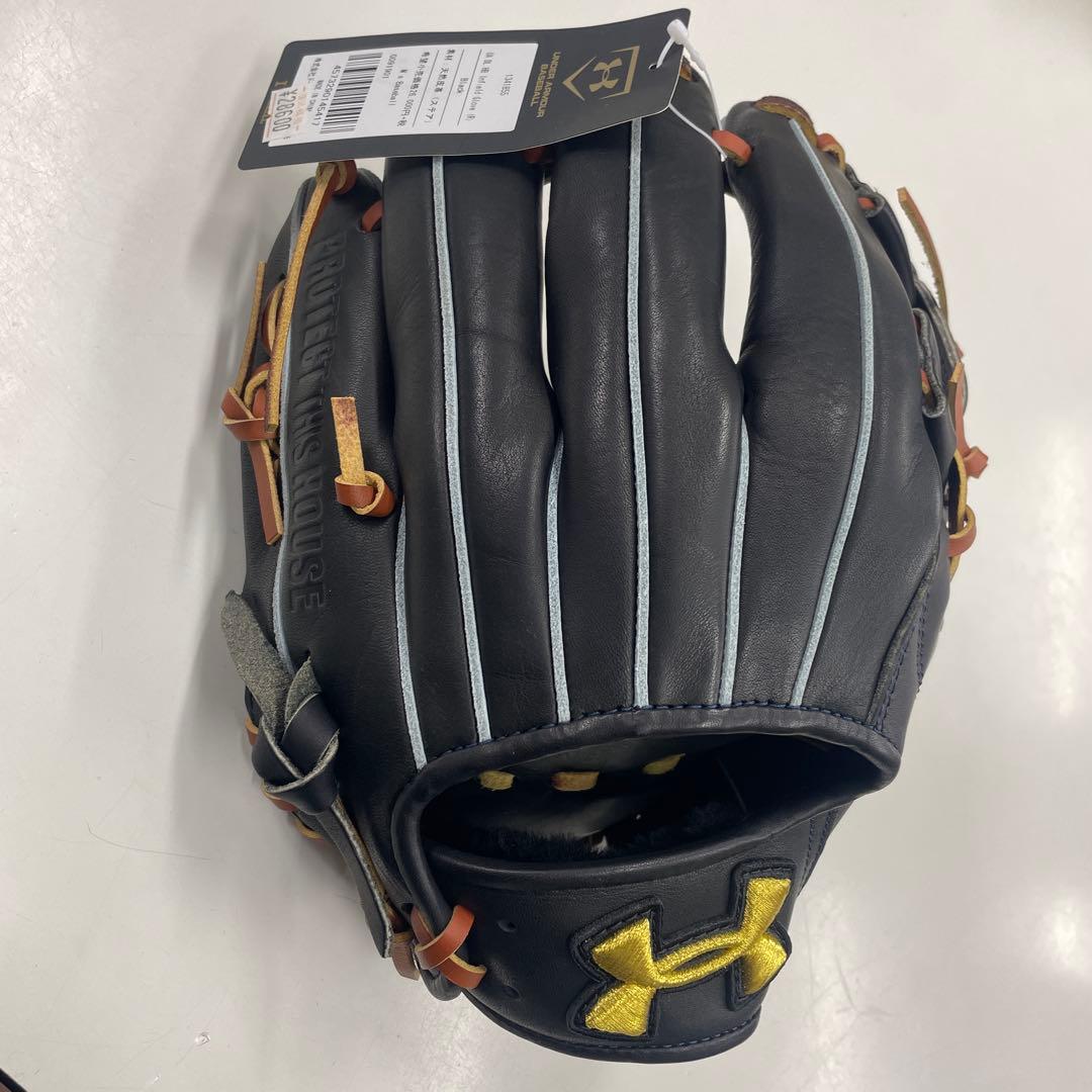 Under Armour 硬式グローブ 内野手用
