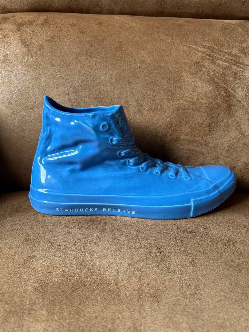 HK様　STARBUCKS CONVERSE TOKYO フラワーベース　花瓶