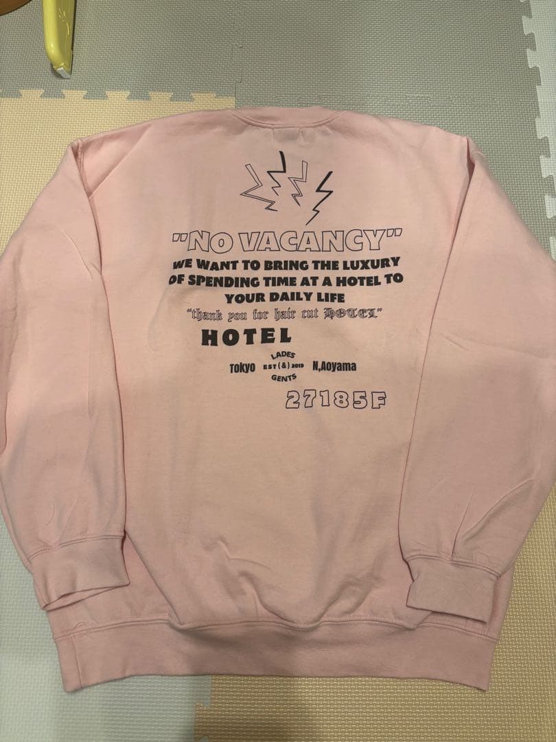 hotelという名の美容室 ピンク　山田レン　タトゥースタジオヤマダ