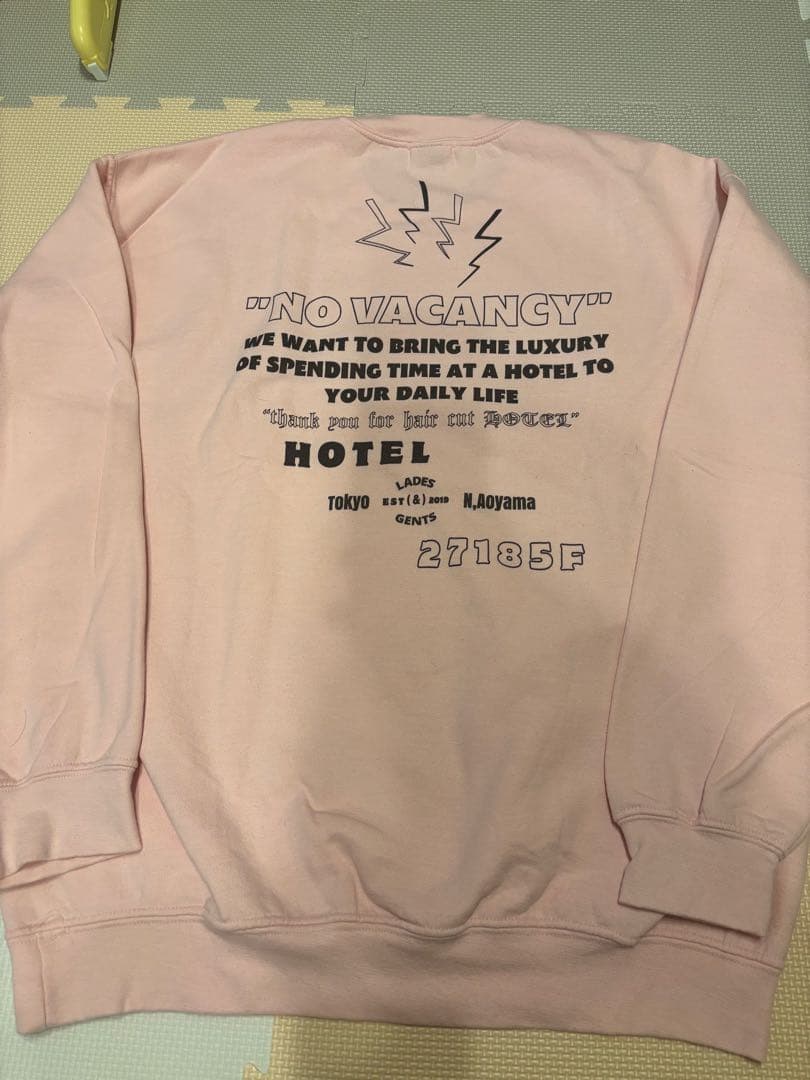 hotelという名の美容室 ピンク　山田レン　タトゥースタジオヤマダ