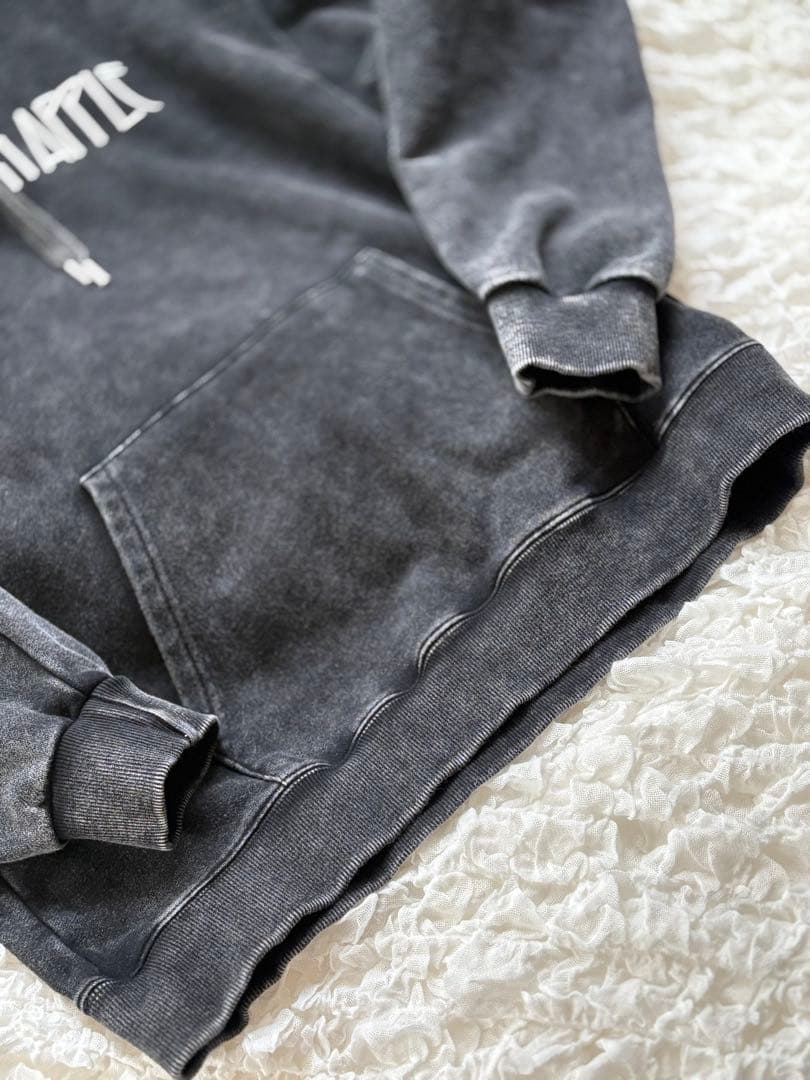 ♥︎未使用に近い一度着用ミセスグリーンアップルバベルの塔フーディMサイズ