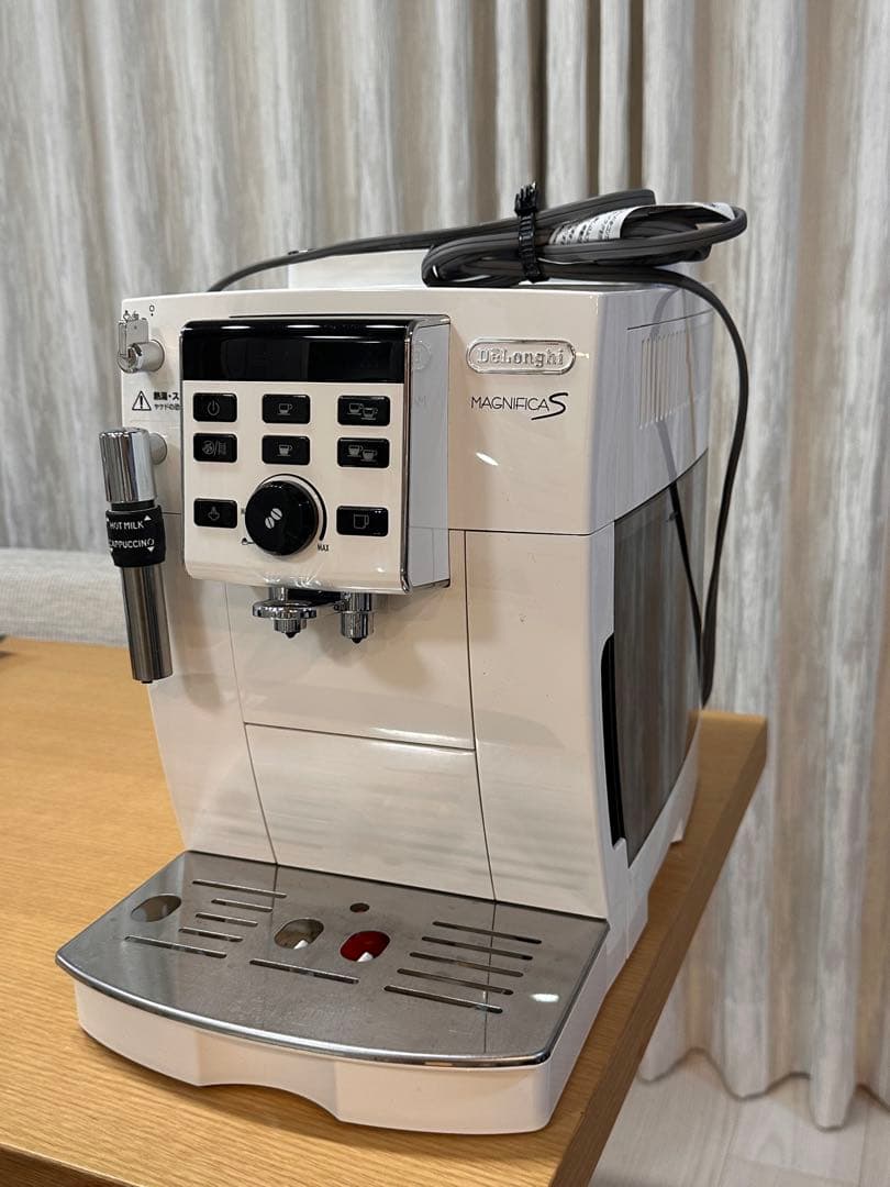 最終値下げ【付属品付き】デロンギ マグニフィカS ECAM23120