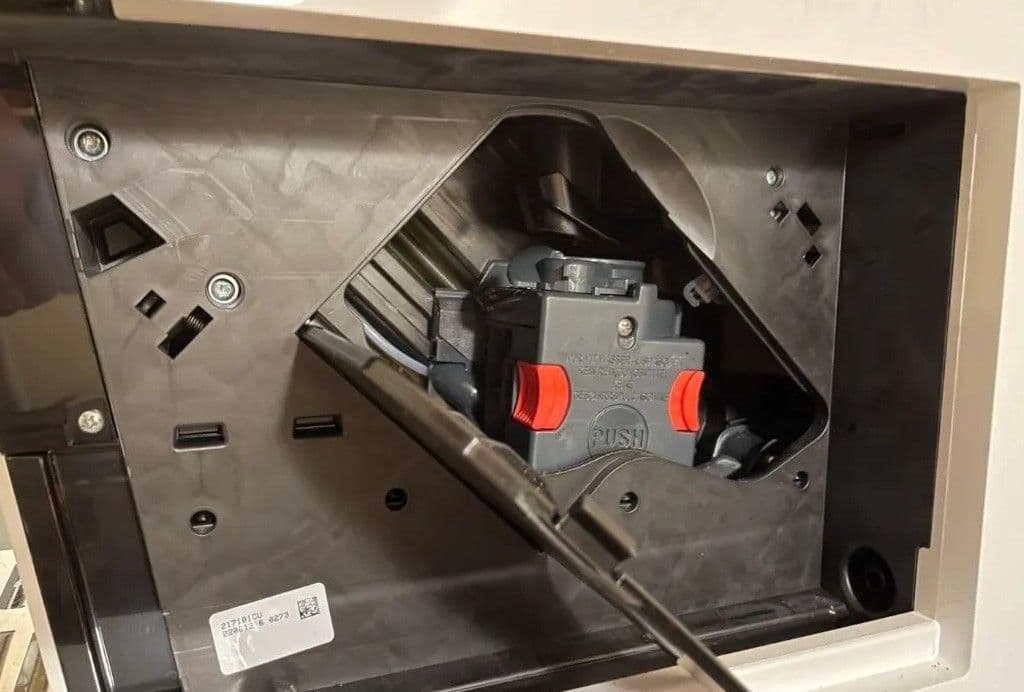 De'Longhi ELETTA CAPPCCINO EVO エスプレッソマシン