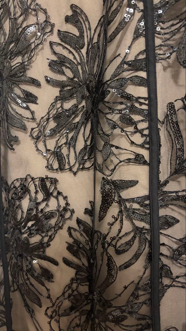 【激安！】エレガントなブラックレースドレス