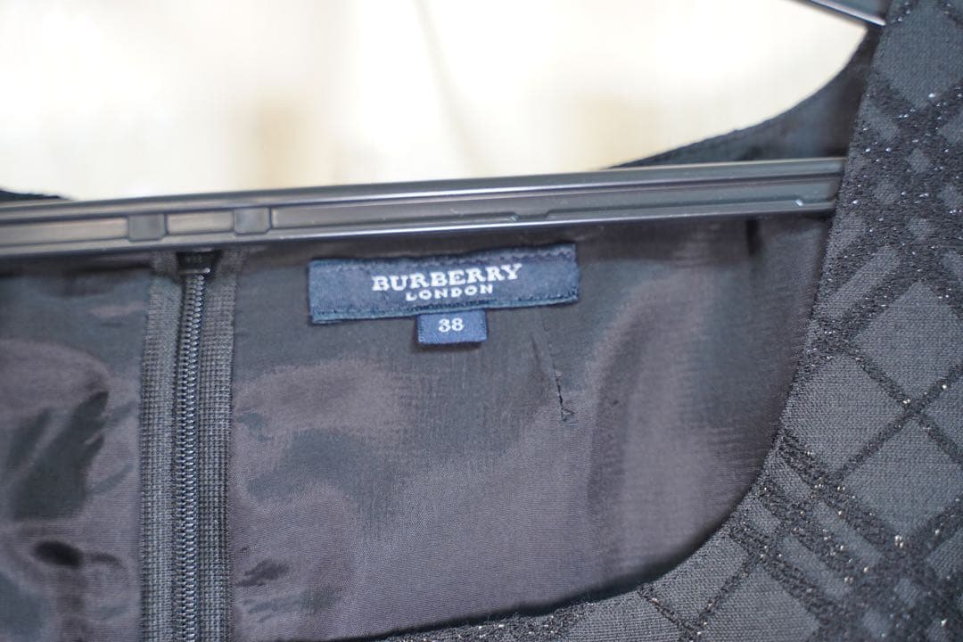 お値下げ中【定価約8万円】BURBERRY LONDON ワンピース38サイズ