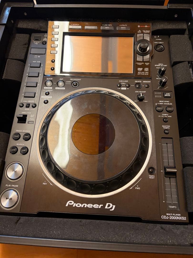 CDJ2000Nexus2✖︎2台。PioneerDJ officialケース付き