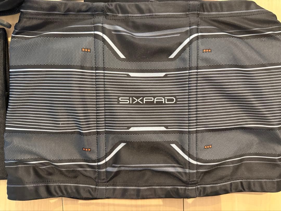 ※ジャンク扱い　シックスパッド コアベルト Core Belt Lサイズ