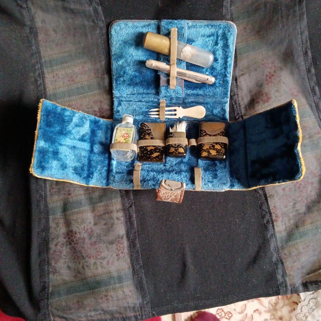昔の女性の化粧セット日本製骨董品