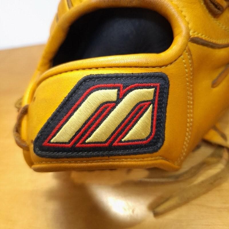 ミズノ マーベライト 限定モデル Mマークラベル 内野用 軟式グローブ