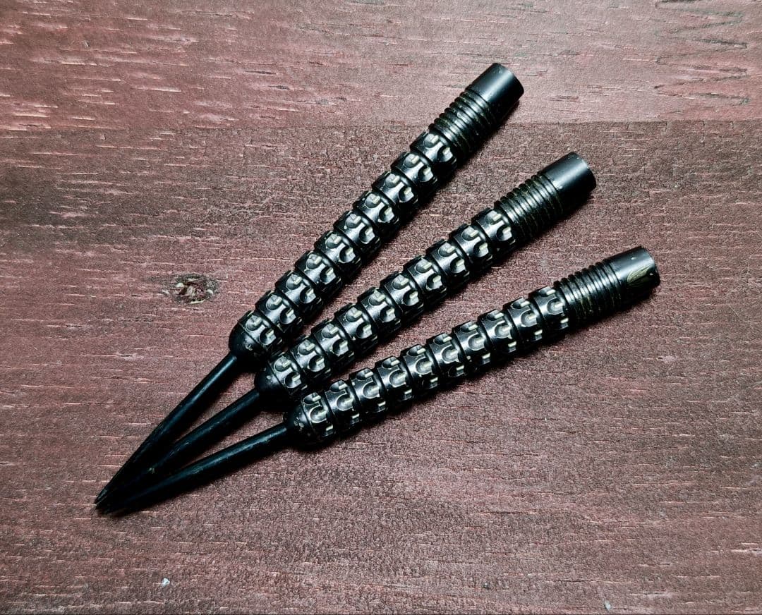 激レア エイドリアン ルイス 23g ピクセル ターゲット ハード ダーツ