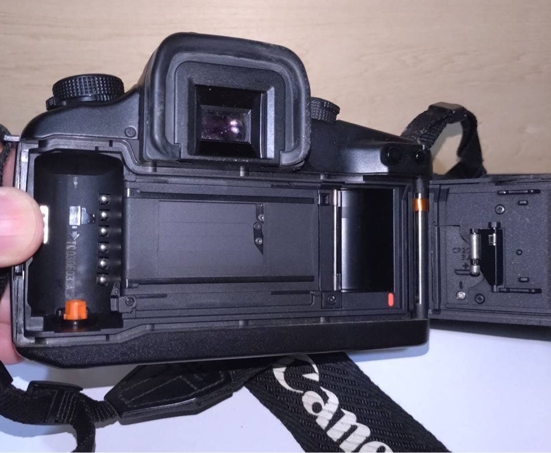 Canon EOS 7 一眼レフカメラ (フィルム)本体　付属品セット