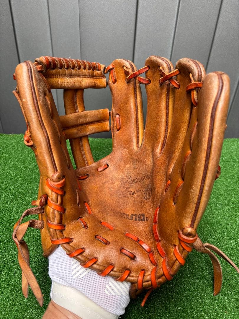 Mizuno Pro軟式オールラウンド用グラブ　オレンジカラー