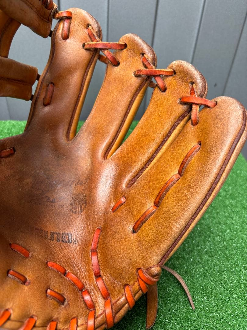 Mizuno Pro軟式オールラウンド用グラブ　オレンジカラー