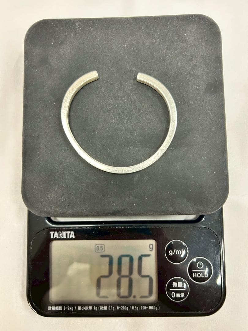 ★新品★ バングル カレンシルバー ブレスレット【匿名配送】ポーチ、クロス付き