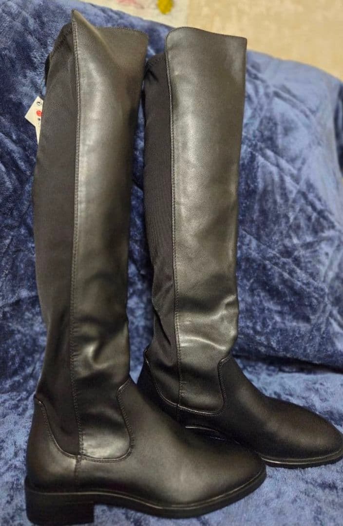 ZARA☆新品未使用品☆ブラックロングブーツ