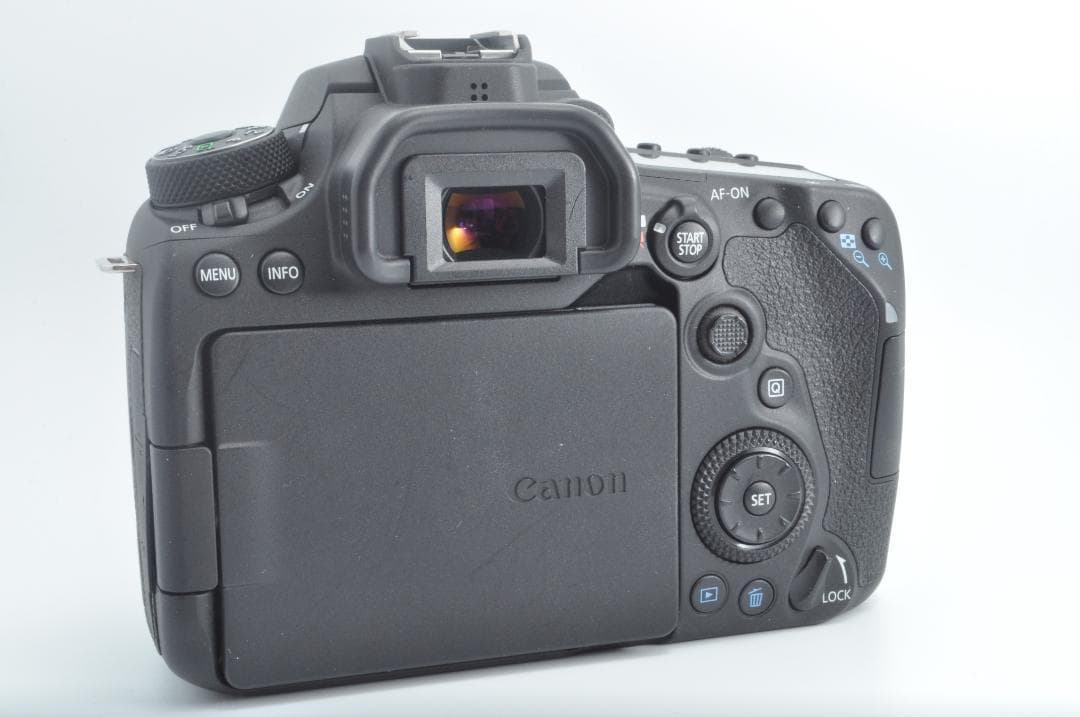 Canon キヤノン デジタル一眼レフカメラ EOS90D ボディー