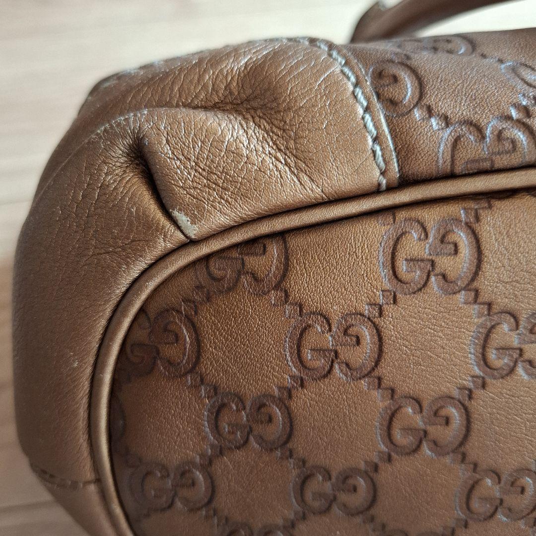 Gucci GGパターン ブラウンレザーハンドバッグ