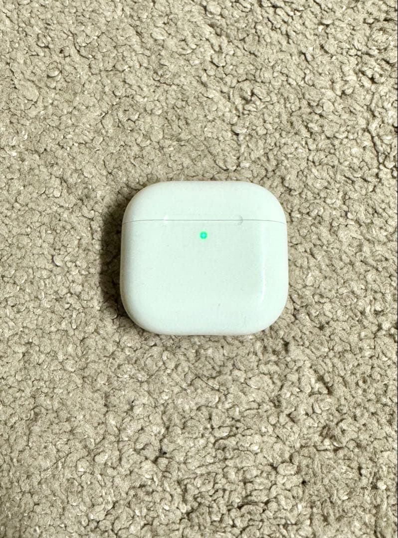 Apple AirPods 第4世代ノイズキャンセリング付きなし 送料込み 本体