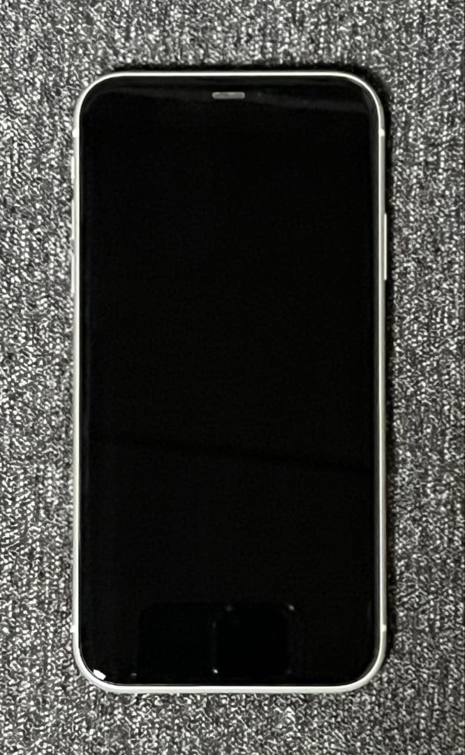 Apple iPhone11 64GB ホワイト 白 docomo ドコモ