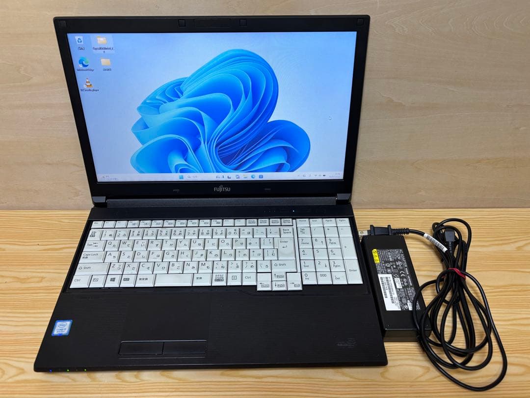 中古PC 富士通 A748/TX i3-8130U SSD大容量500GB