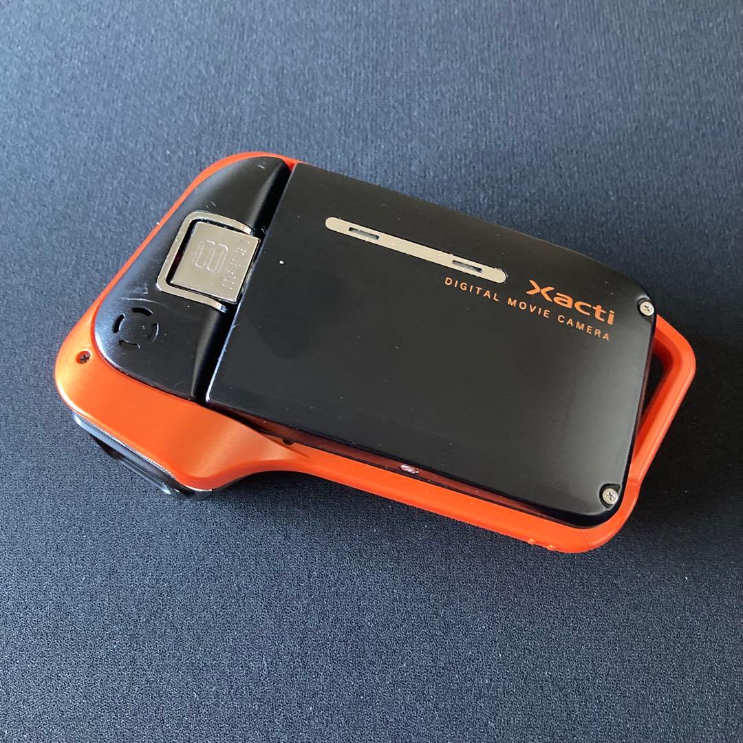 SANYO Xacti DMX-CA8 オレンジ コンデジ ムービーカメラ