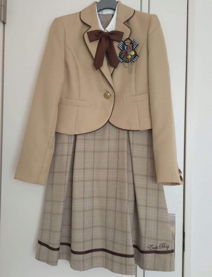 【美品】イーストボーイ　卒服　卒業式　160　フォーマルワンピース　ベージュ
