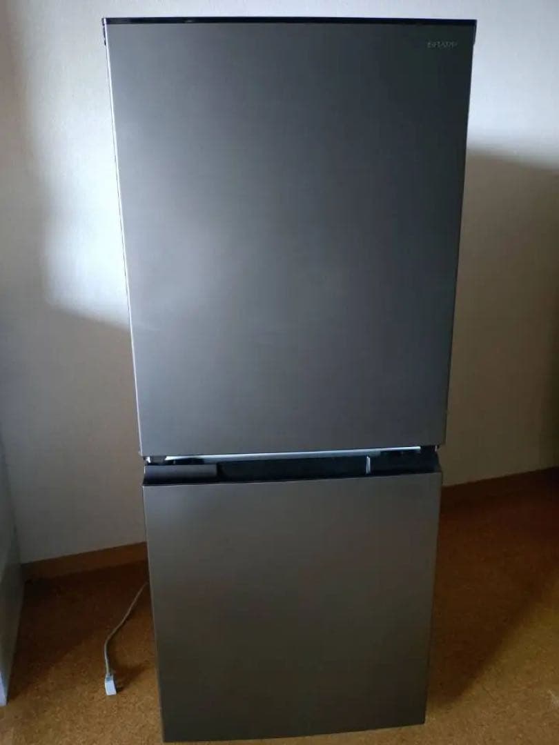 SHARP　ノンフロン冷凍冷蔵庫　SJ-D15P 2024年製