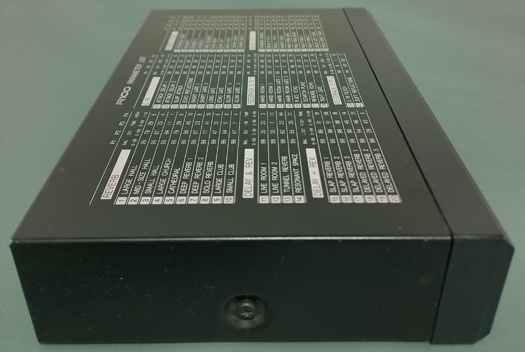 Yamaha R100 リバーブプロセッサー (b)