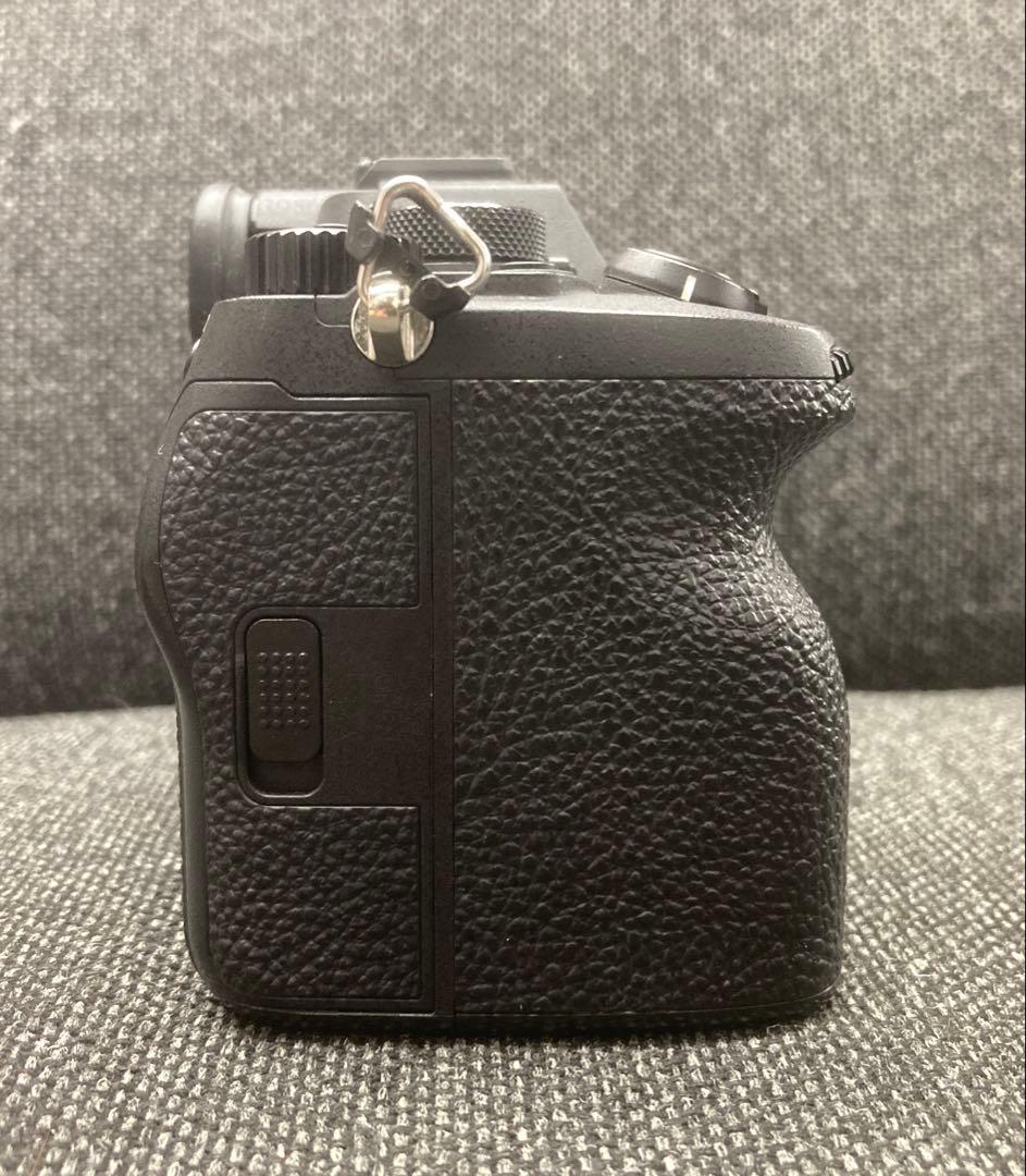 SONY α7iv ミラーレスカメラ 本体