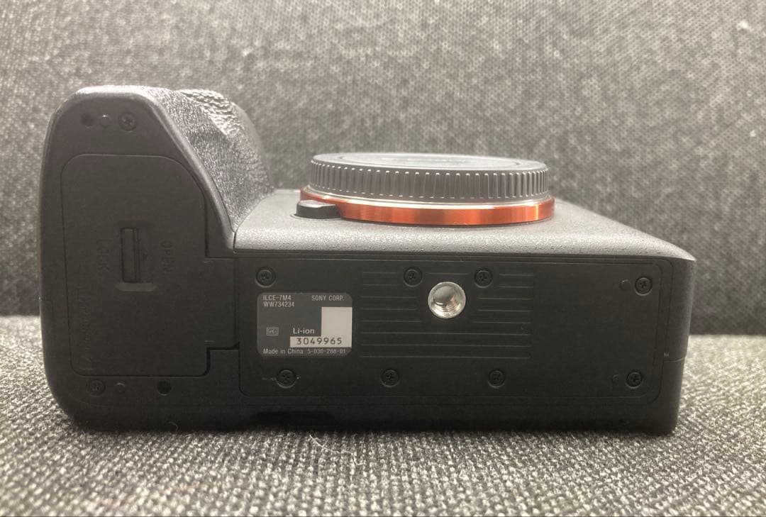 SONY α7iv ミラーレスカメラ 本体