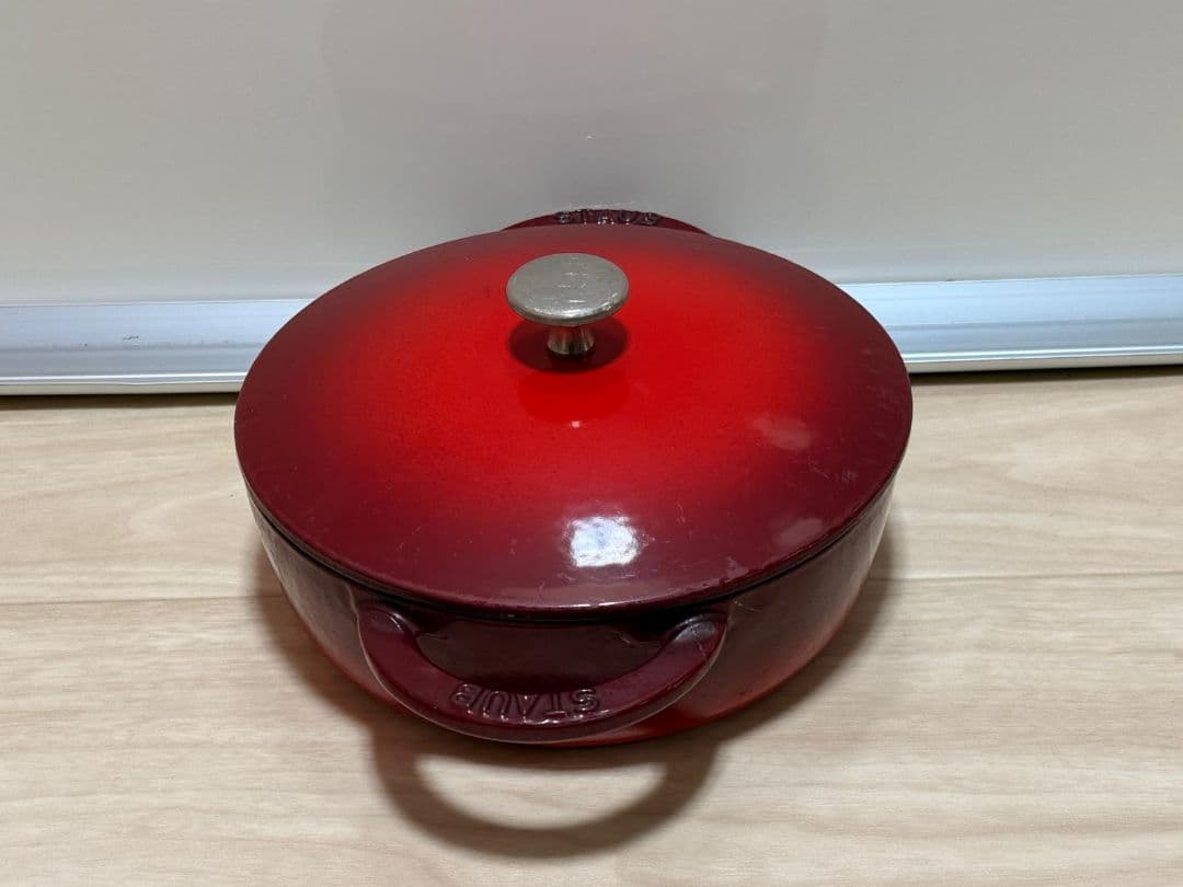 STAUB ホーロー鍋 20cm 赤 中古
