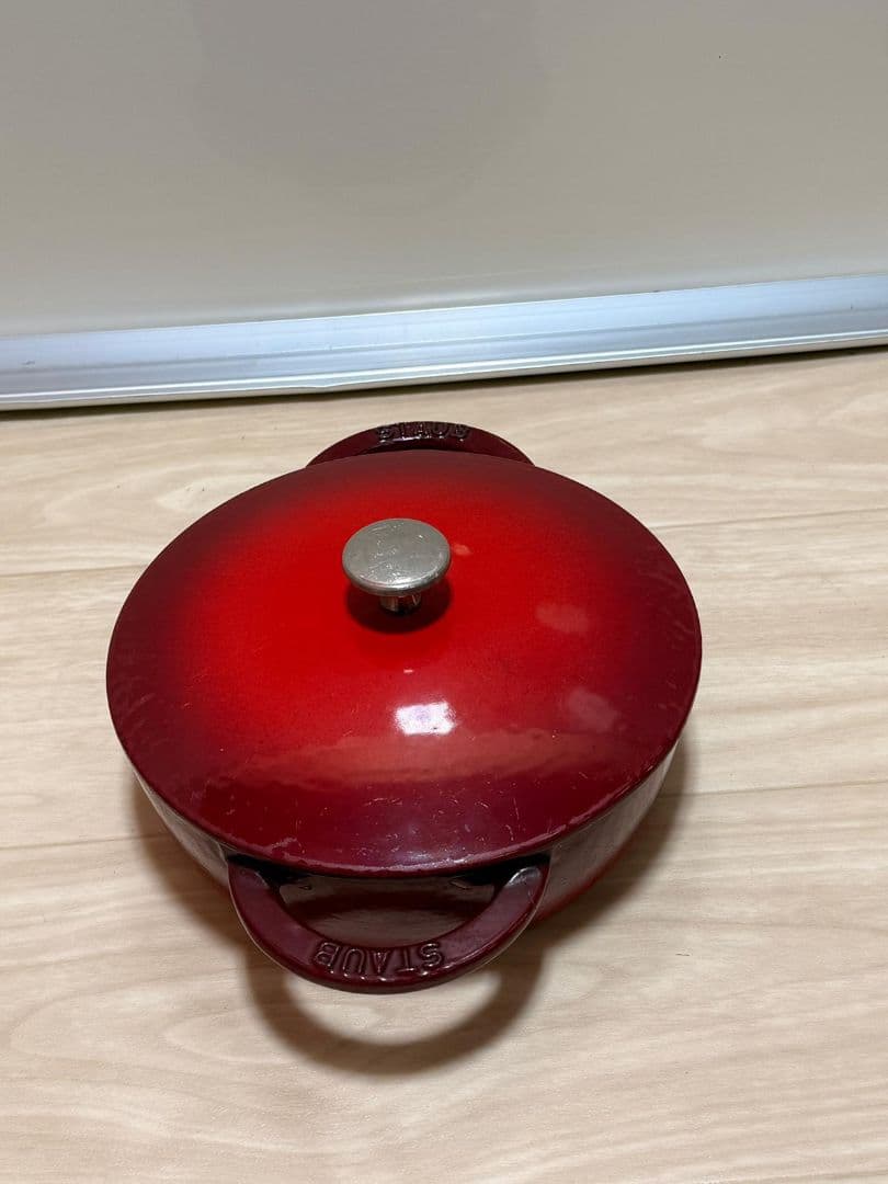 STAUB ホーロー鍋 20cm 赤 中古