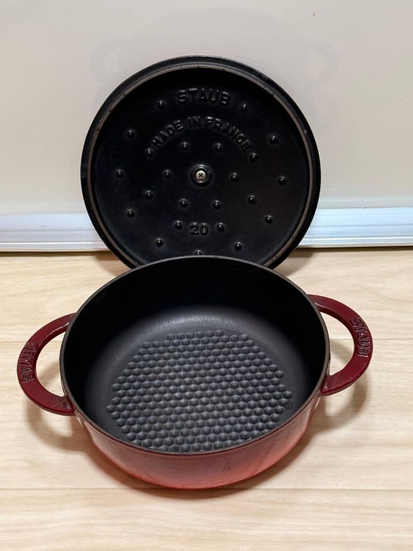 STAUB ホーロー鍋 20cm 赤 中古