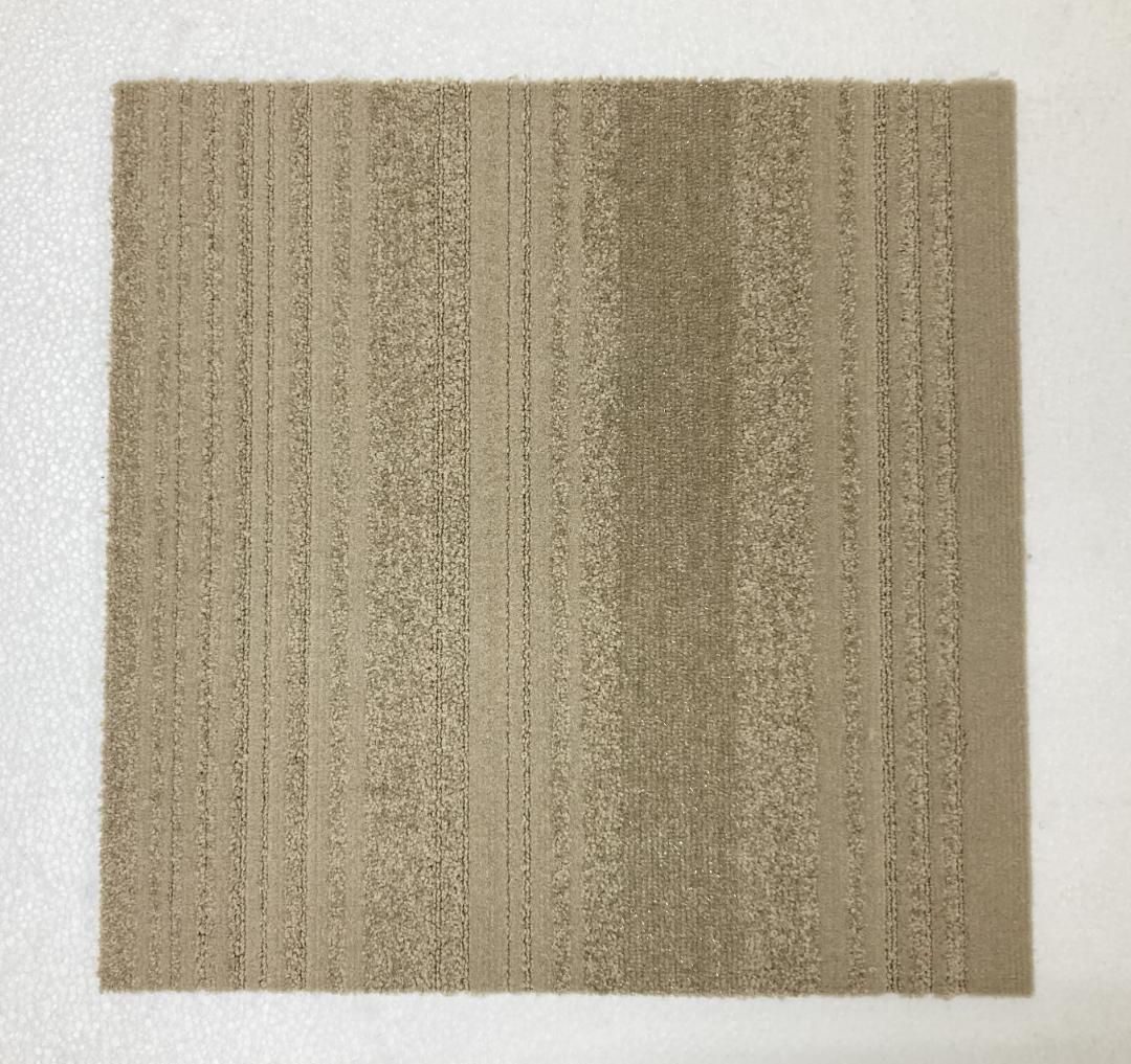 し*ん様 タイルカーペット　新品・未使用　国内メーカー　アウトレット　５０×５０