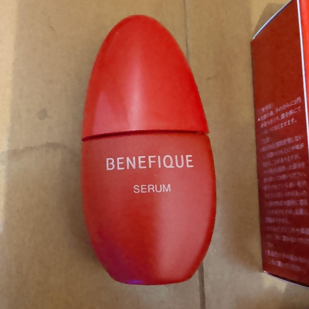 BENEFIQUE SERUM 本体空瓶＋１５ミリサイズ６個付き